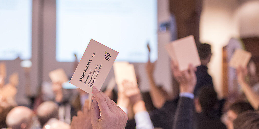 Eine Mehrheit der GLP-Delegierten waren am Samstag in Sursee der Ansicht, dass die kritischen Punkte überwiegen: Sie lehnt das Gesetz zur Überwachung von Sozialversicherten ab.