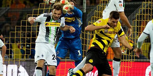 Gladbach-Goalie Sommer entschärft die torgefährliche Situation Gladbach-Goalie Sommer entschärft die torgefährliche Situation