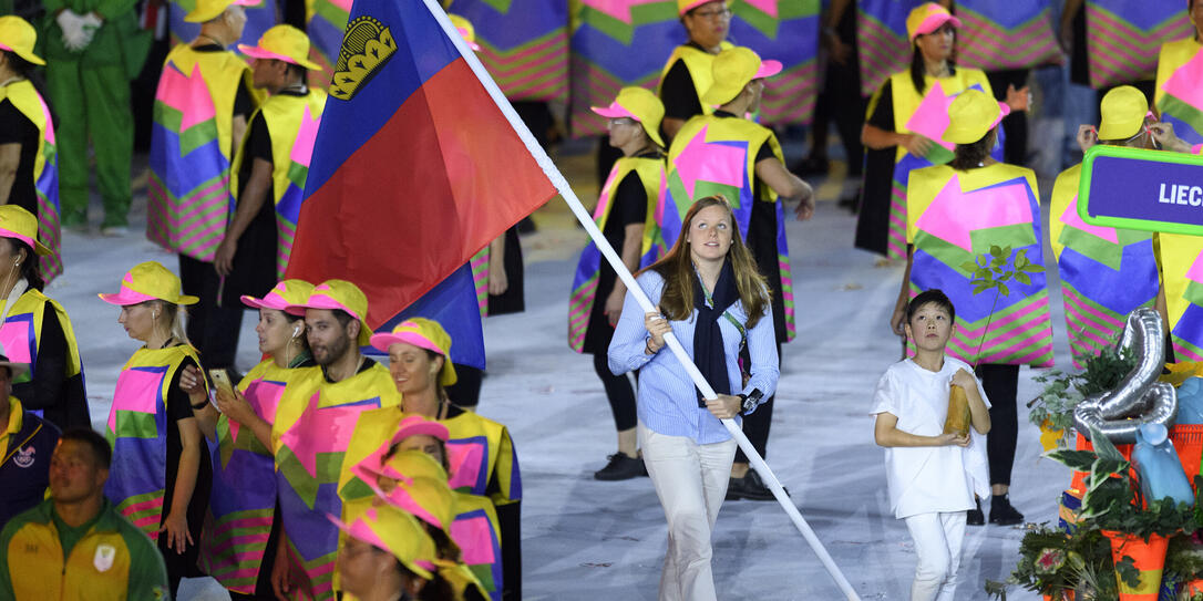 FAHNENTRAEGERIN, EROEFFNUNGSFEIER, EROEFFNUNGSZEREMONIE, CEREMONIE D'OUVERTURE, OLYMPISCHE SOMMERSPIELE, RIO 2016, RIO2016, OLY, JEUX OLYMPIQUES D'ETE,