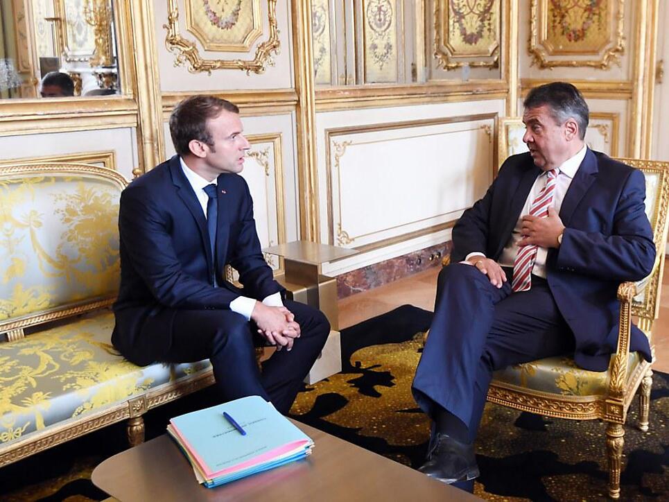 Präsident Macron (l.) hat in Gabriel einen Unterstützer seiner Reformpläne gefunden: Der deutsche Aussenminister stellte sich demonstrativ hinter die französischen Vorstellungen für eine Änderung der sogenannten Entsenderichtlinie.