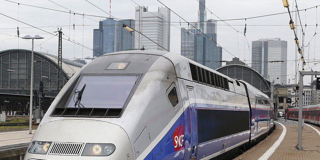 Siemens und Alstom machen Zugeständnisse bei geplanter Zug-Fusion. (Archiv)