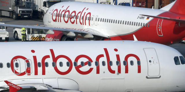 Air-Berlin-Flugzeuge auf dem Flughafen Berlin-Tegel