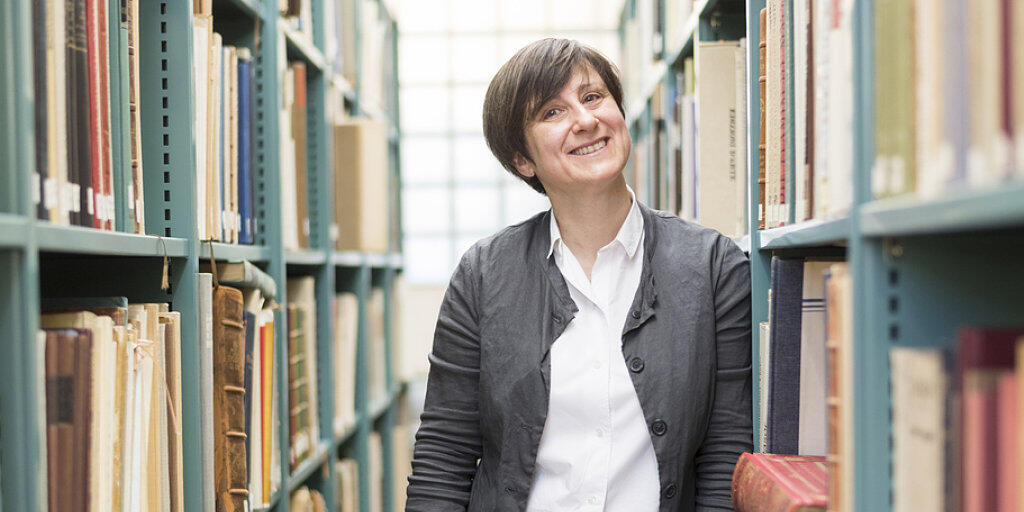 Monika Brunner, wissenschaftliche Mitarbeiterin für das Projekt "Ferdinand Hodler (1853-1918). Catalogue raisonné der Gemälde" am Schweizerischen Institut für Kunstwissenschaft (SIK-ISEA) posiert am 22. März 2018 am SIK-ISEA in Zürich.
