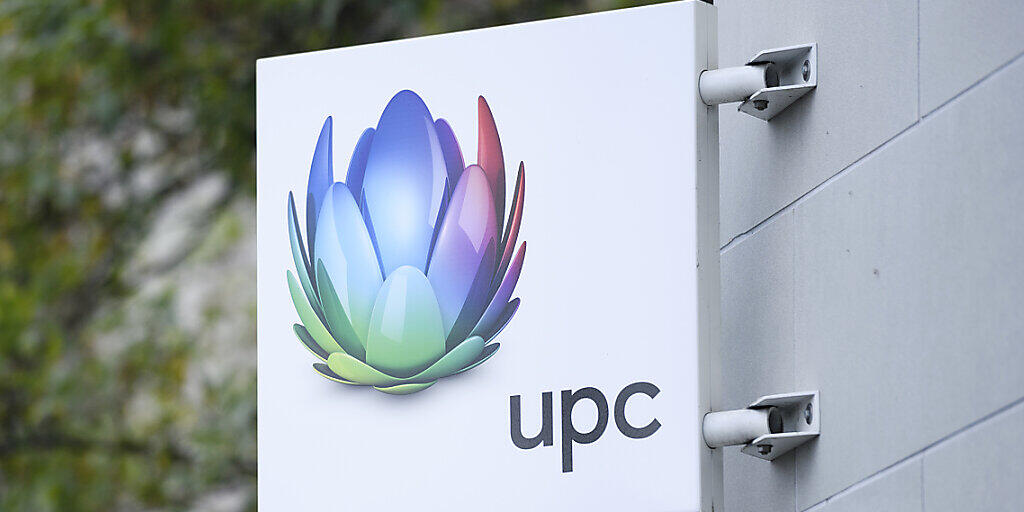 Der Kabelnetzbetreiber UPC Schweiz baut bis zu 10 Prozent seiner 1'600 Stellen ab. (Archiv)