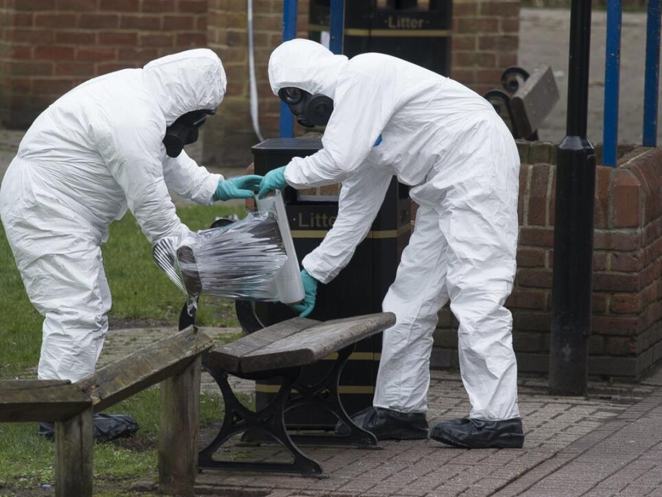 Auf dieser Parkbank wurden Julia Skripal und ihr Vater vergiftet aufgefunden. Die Tochter lehnt die Hilfe der russischen Botschaft in London nach dem Fall ab. (Archiv)