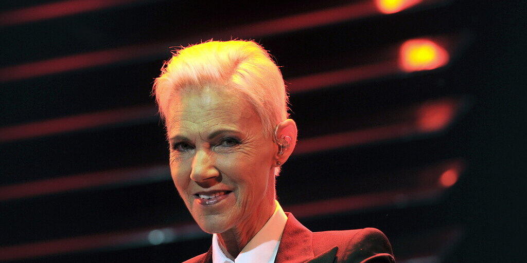 Nach langer Krankheit ist Rockette-Sängerin Marie Fredriksson im Alter von 61 Jahren gestorben. Nach langer Krankheit ist Rockette-Sängerin Marie Fredriksson im Alter von 61 Jahren gestorben.