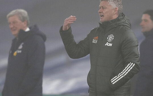 Im Londoner Nebel sieht Ole Gunnar Solskjaer kein Tor seiner United aus Manchester