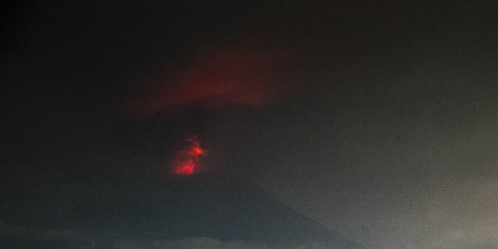 Der Mount Agung auf Bali steht möglicherweise kurz vor dem Ausbruch - 100'000 Menschen wurden aufgefordert, sich in Sicherheit zu bringen.