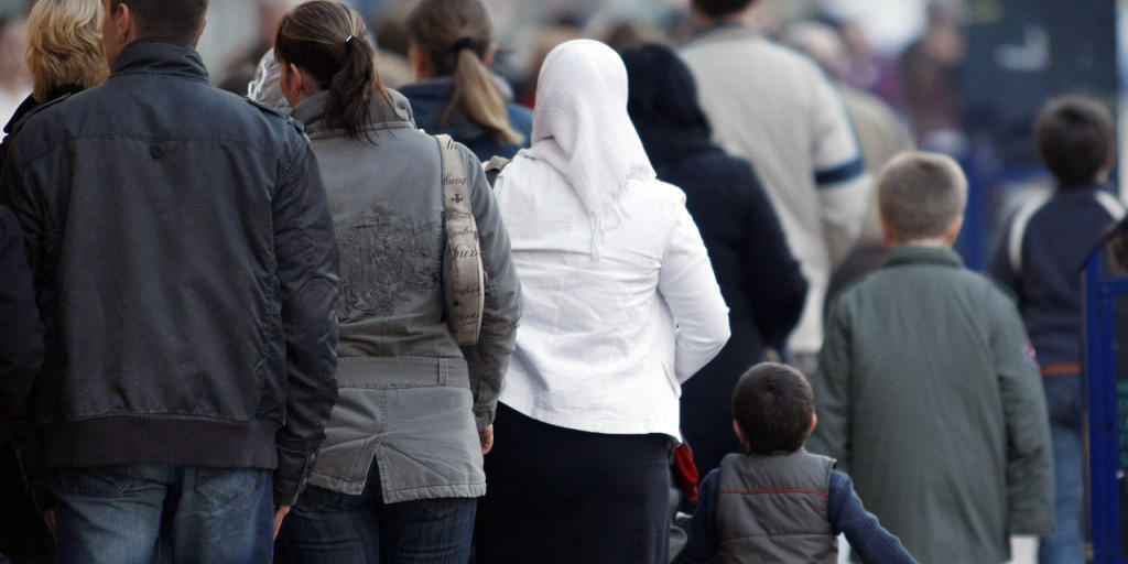 Die Bevölkerungszahl in Deutschland ist durch die Zuwanderung auf ein Rekordhoch gestiegen. (Symbolbild)