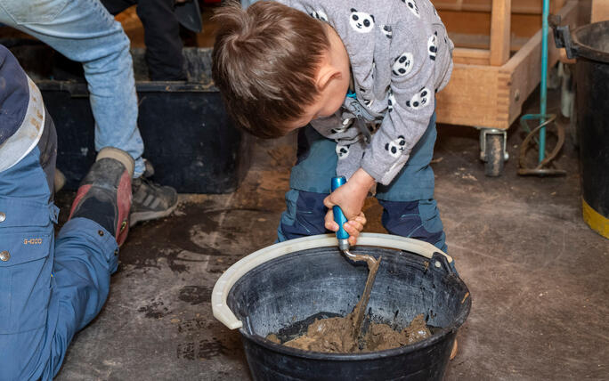 Umweltputzete und Basteln von Nisthilfen in Triesenberg (18.04.2026)