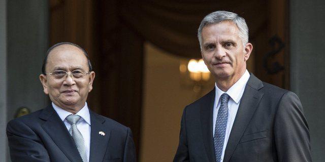 Didier Burkhalter (r.) begrüsst Thein Sein in Bern Didier Burkhalter (r.) begrüsst Thein Sein in Bern