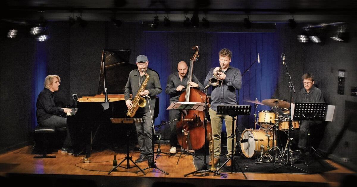 Quintett, das ein Quartett, ein Trio, ein Duo und noch viel mehr ist