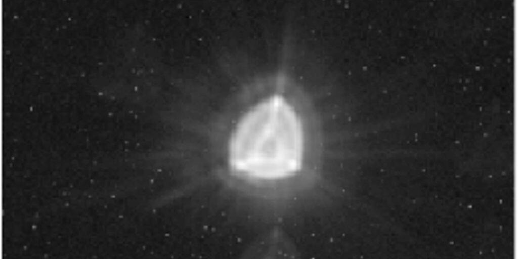Das Cheops-Team beobachtete einen Stern namens HD 88111. Der Stern liegt 175 Lichtjahre von der Erde entfernt im Sternbild Hydra. Das Cheops-Team beobachtete einen Stern namens HD 88111. Der Stern liegt 175 Lichtjahre von der Erde entfernt im Sternbild Hydra.
