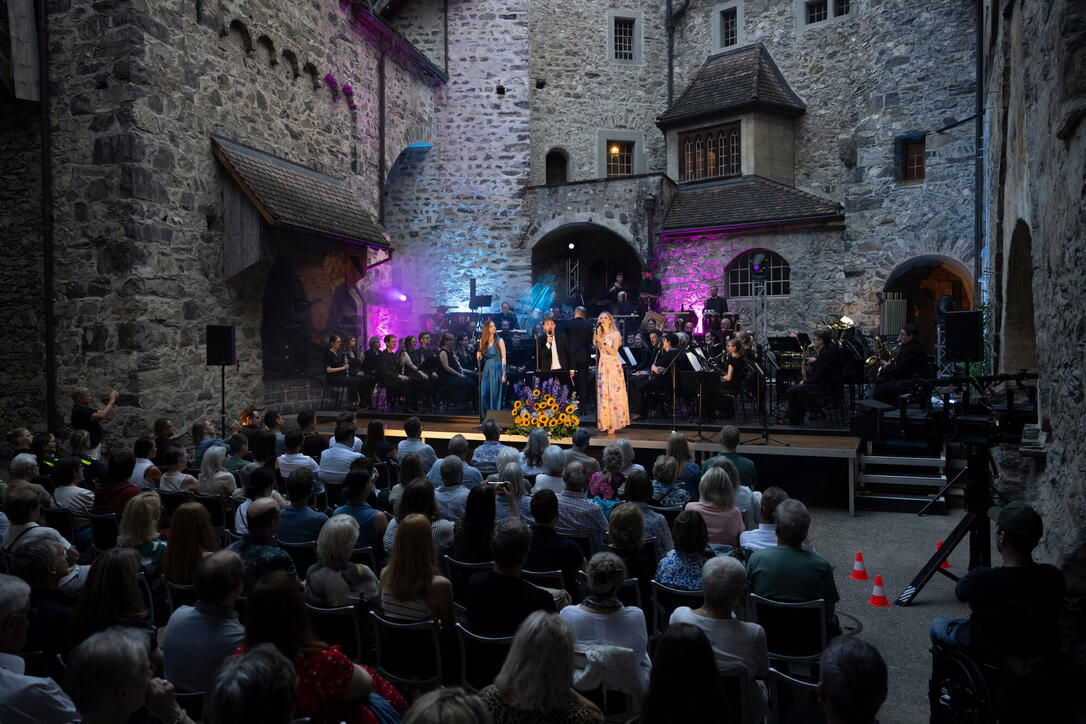 Kultursommer Burg Gutenberg: Hollywood Meets Broadway