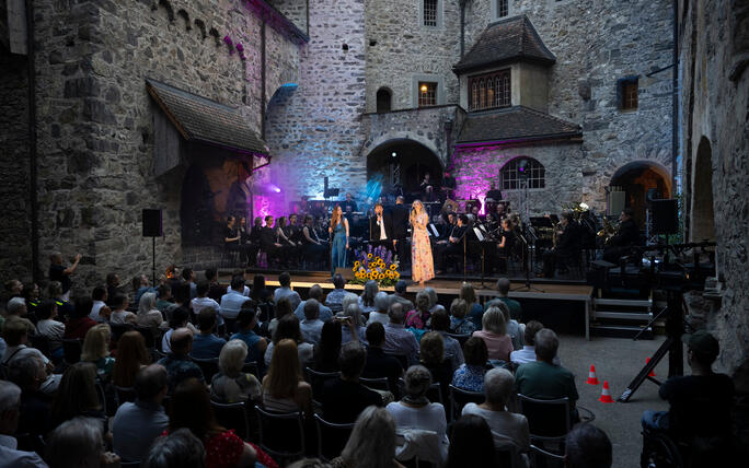 Kultursommer Burg Gutenberg: Hollywood Meets Broadway