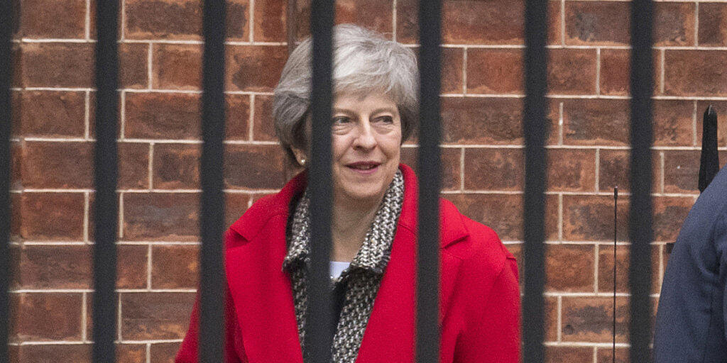 Die britische Premierministerin Theresa May hat am Freitag in London erneut ihren mit der EU ausgehandelten Brexit-Plan verteidigt.