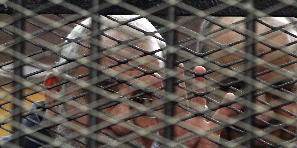 Geistlicher F&uuml;hrer der Muslimbr&uuml;der, Mohammed Badie (links im Bild - Archiv)