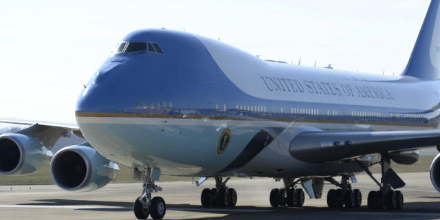 Air Force One mit US-Präsident Obama an Bord in Alcoa, Tennessee