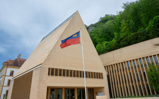 240430 Symbolfoto Landtagsgebäude