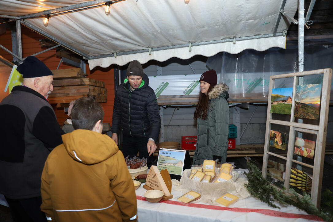 Büchler Weihnachtsmarkt in Rüthi