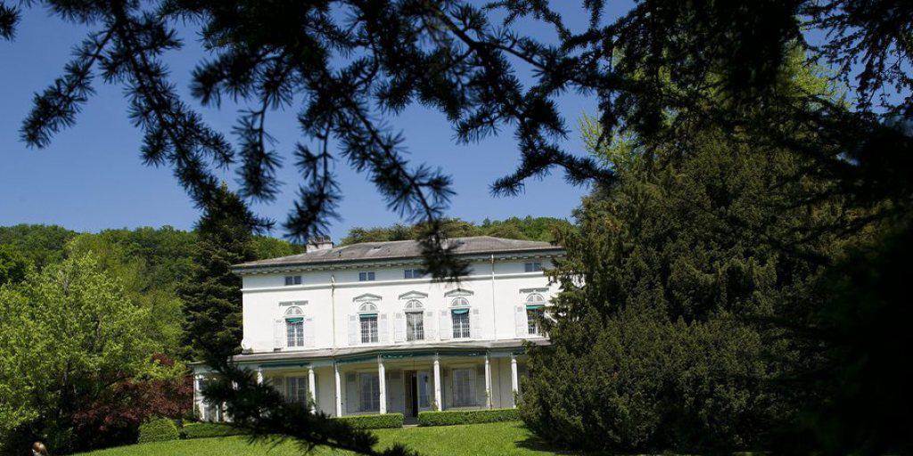 In der Villa Manoir de Ban oberhalb von Vevey lebte Charlie Chaplin von 1952 bis zu seinem Tod 1977. Am 16. April 2016 wird das Haus zum Museum, wo das Leben des Künstlers erzählt wird (Archiv) In der Villa Manoir de Ban oberhalb von Vevey lebte Charlie Chaplin von 1952 bis zu seinem Tod 1977. Am 16. April 2016 wird das Haus zum Museum, wo das Leben des Künstlers erzählt wird (Archiv)