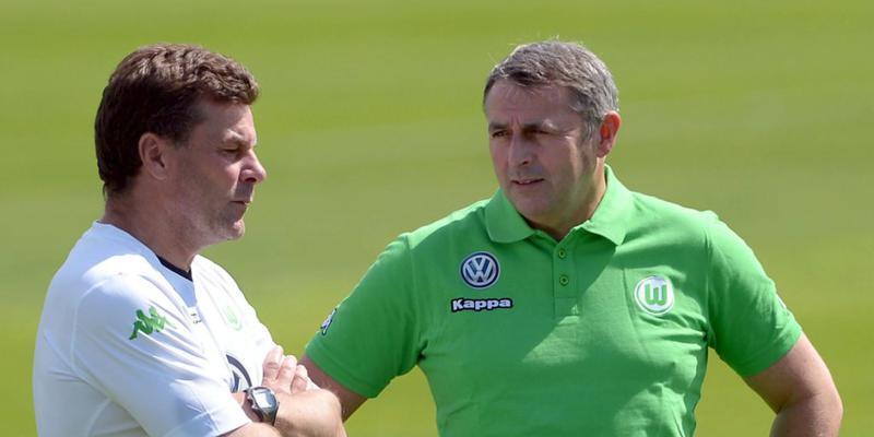 Holten statt Breel Embolo den Brasilianer Bruno Henrique nach Wolfsburg: Trainer Dieter Hecking (links) und Manager Klaus Allofs Holten statt Breel Embolo den Brasilianer Bruno Henrique nach Wolfsburg: Trainer Dieter Hecking (links) und Manager Klaus Allofs