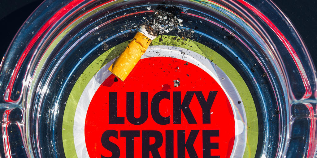 Kaufpreis 49 Milliarden Dollar: Der Tabakkonzern British American Tobacco (BAT) kommt mit einem erhöhten Übernahmeangebot für den US-Konkurrenten Reynolds American doch noch zum Zug.