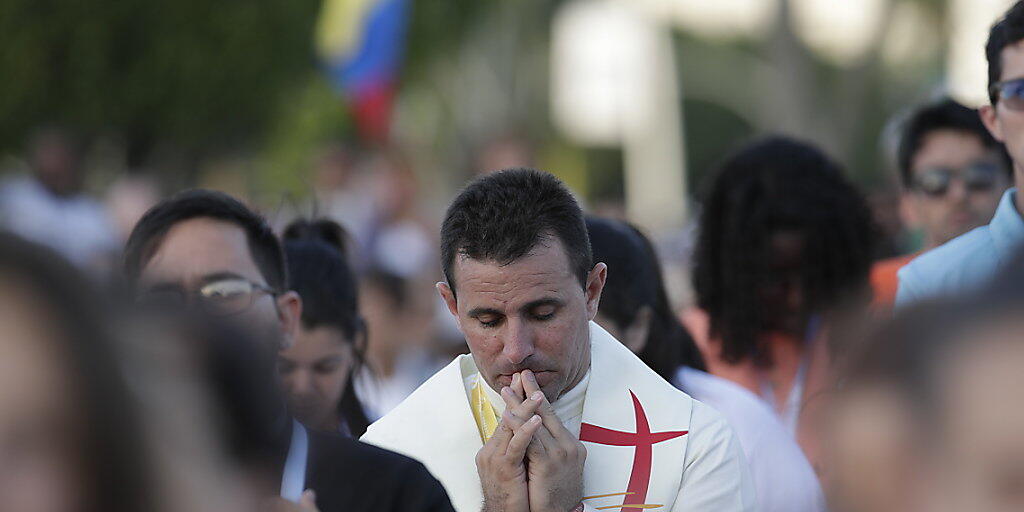 Hunderte gläubige Katholiken nahmen an einer Messe zum Auftakt des Weltjugendtages in Panama-Stadt teil.