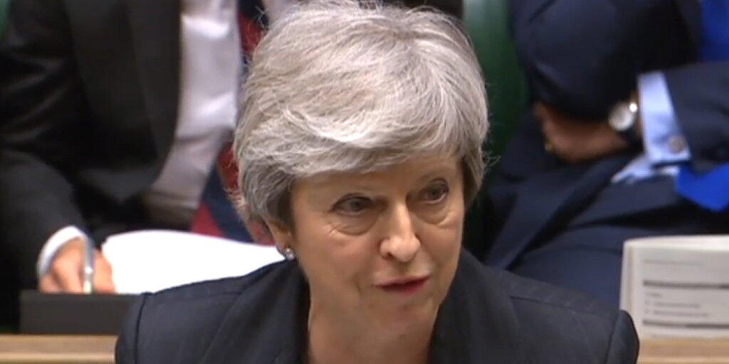 Die britische Premierministerin Theresa May hat ihre neuen Brexit-Pläne gegen Kritik von allen Seiten verteidigt.
