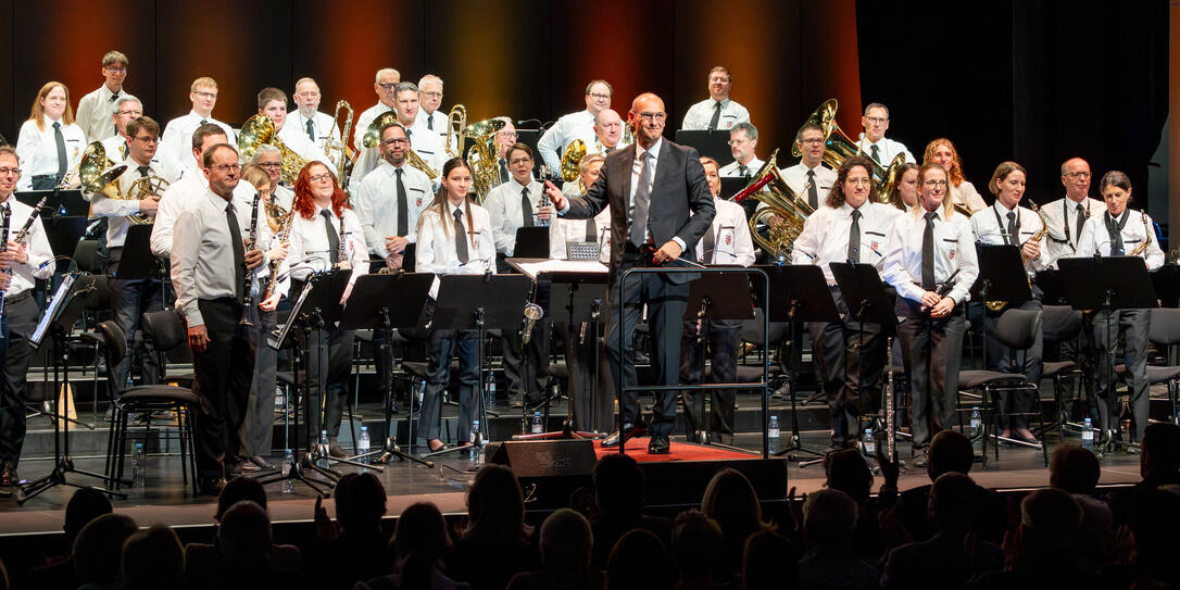 Jahreskonzert der Harmoniemusik Vaduz mit dem Motto «Zurück in
