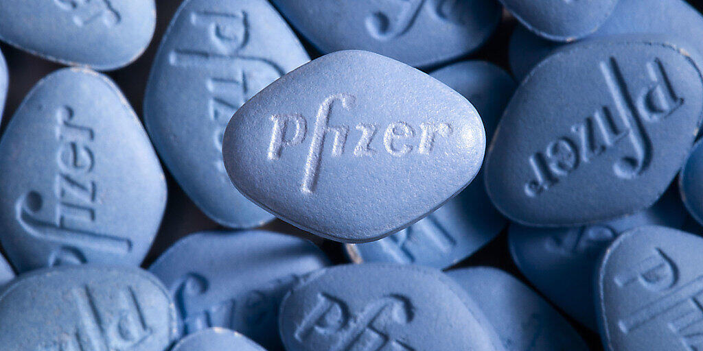 Sildenafil erlangte als Wirkstoff in dem vom US-Unternehmen Pfizer unter dem Namen Viagra auf den Markt gebrachten Arzneimittel gegen Erektionsstörungen Bekanntheit. (Symbolbild)