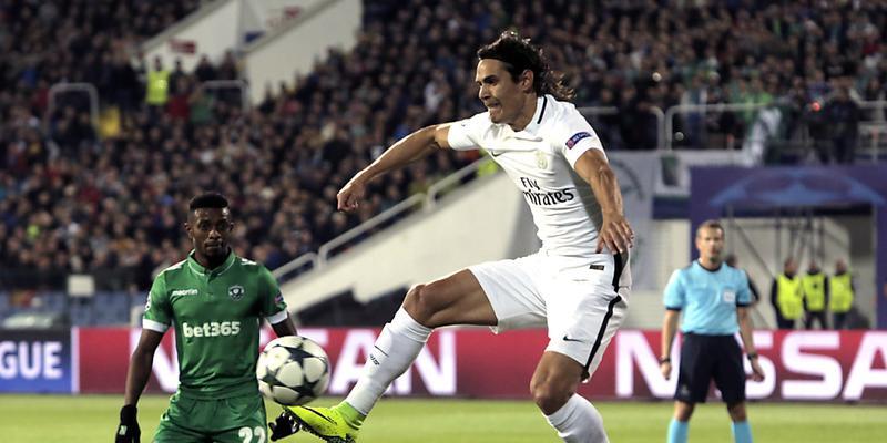 Edinson Cavani schoss Paris Saint-Germain mit seinen beiden Toren in der zweiten Halbzeit zum 3:1-Ausw&auml;rtserfolg in Bulgarien