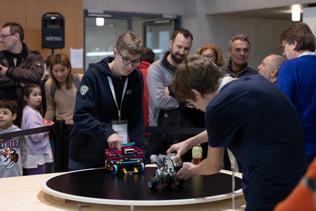 Robo-League bei der Ivoclar in Schaan