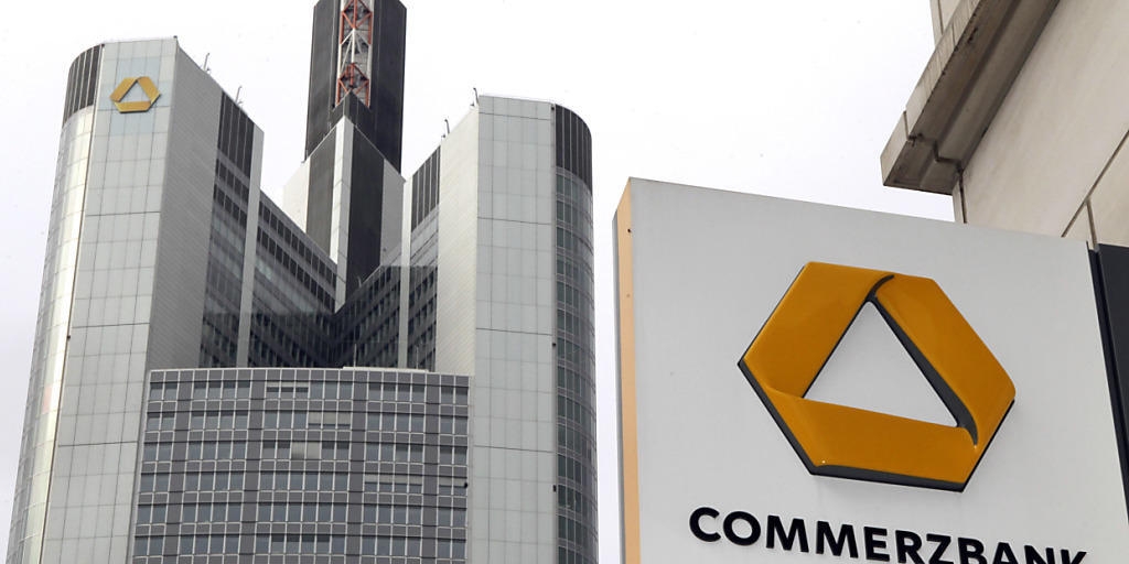 Die Commerzbank setzt zum Kahlschlag an: Die zweitgrösste deutsche Bank will 9600 Vollzeitstellen streichen. (Archiv)