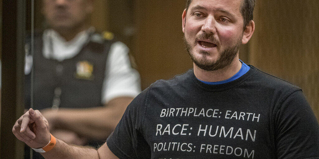 Kyron Gosse, Neffe des Opfers Linda Armstrong, redet während des Prozesses gegen Brenton Harrison Tarrant vor dem Obersten Gerichtshof. Foto: John Kirk-Anderson/The Press POOL/AP/dpa Kyron Gosse, Neffe des Opfers Linda Armstrong, redet während des Prozesses gegen Brenton Harrison Tarrant vor dem Obersten Gerichtshof. Foto: John Kirk-Anderson/The Press POOL/AP/dpa