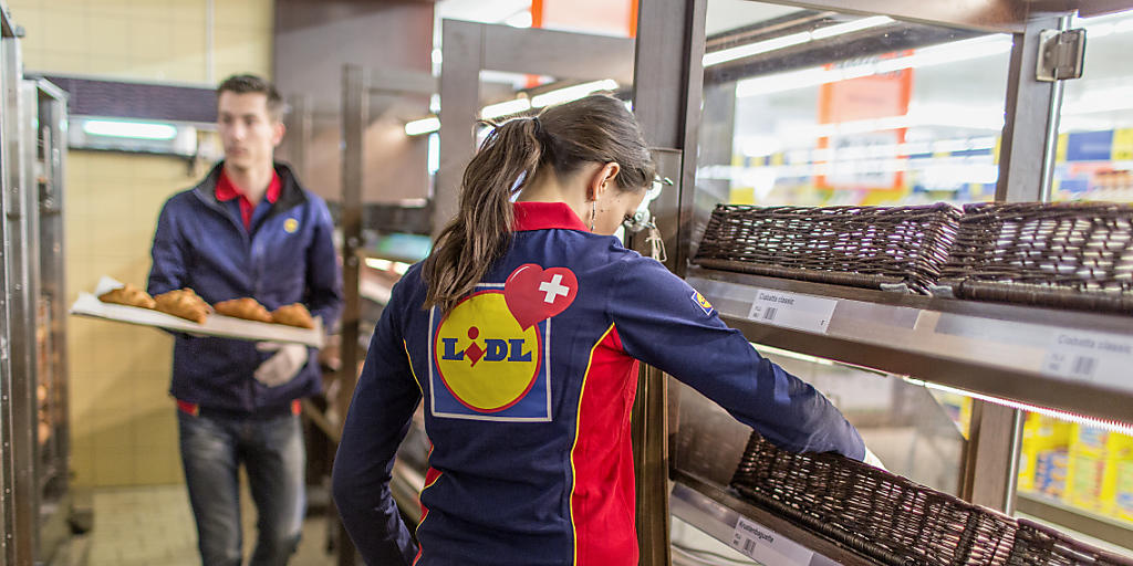 Lidl Schweiz wächst weiter: Der Discounter plant am Hauptsitz in Weinfelden einen Neubau für 300 Mitarbeitende und will die gesamte Verwaltung in den Thurgau verlegen. Lidl Schweiz wächst weiter: Der Discounter plant am Hauptsitz in Weinfelden einen Neubau für 300 Mitarbeitende und will die gesamte Verwaltung in den Thurgau verlegen.