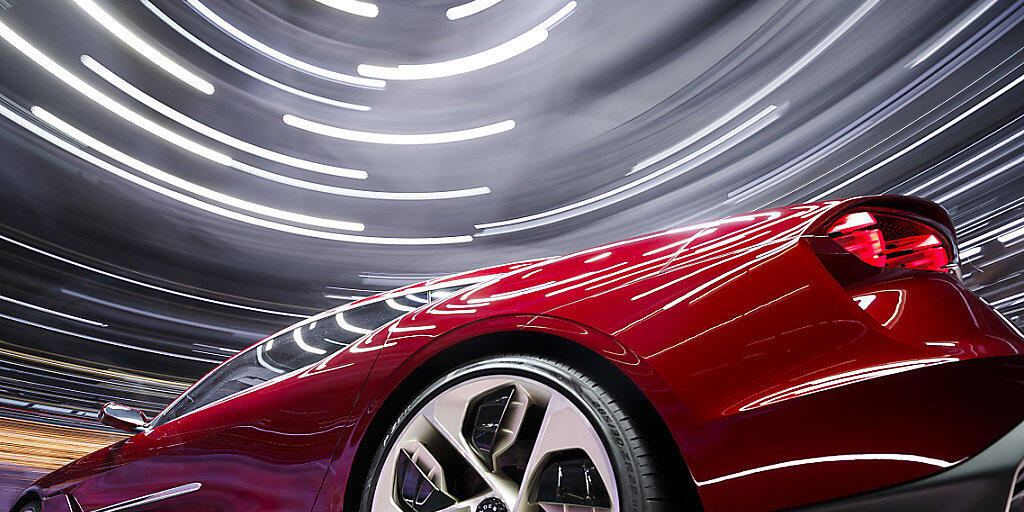 Für einige Tage dreht sich jetzt wieder in Genf alles um die Autos. Bundesrat Ignazio Cassis hat den 89. Genfer Automobil-Salon offiziell eröffnet. (Symbolbild)