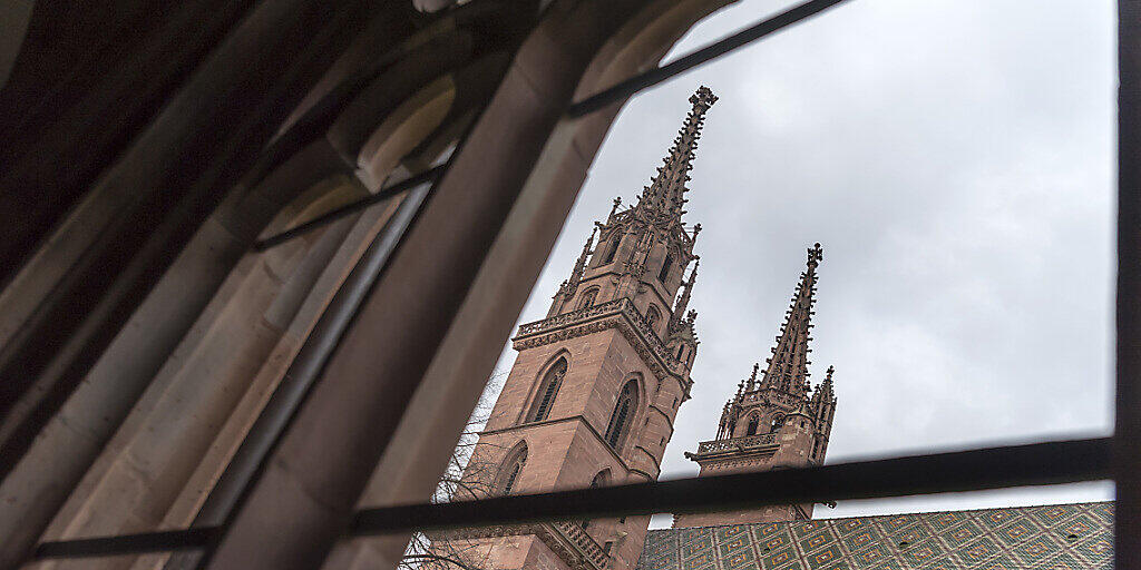 Das Basler Münster, eines der bedeutendsten mittelalterlichen Kirchenbauten am Oberrhein, erhält zum 1000. Geburtstag endlich sein Standardwerk.