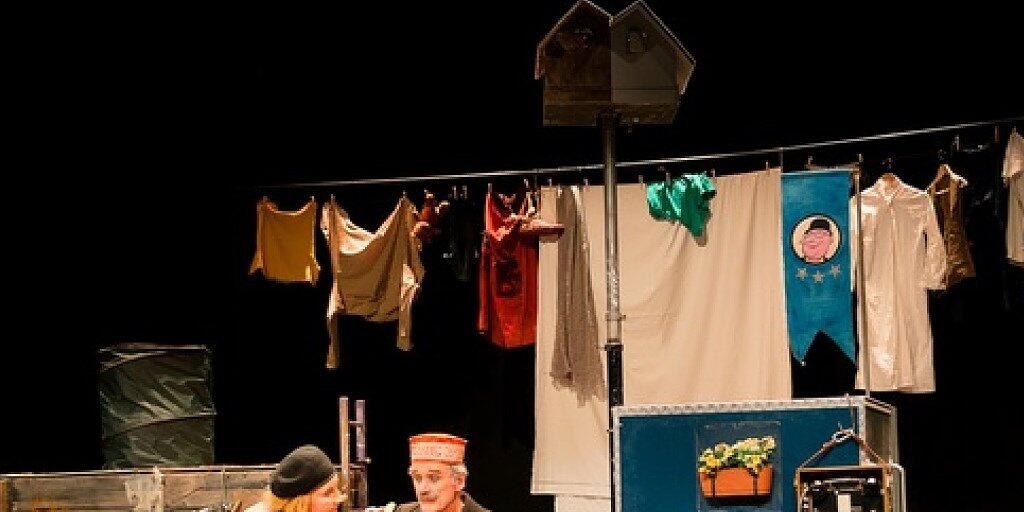 Theater Dampf: Eine von über 70 Formationen, die sich an der Schweizer Künstlerbörse dem Publikum und potenziellen Veranstaltern präsentiert haben. (zVg)