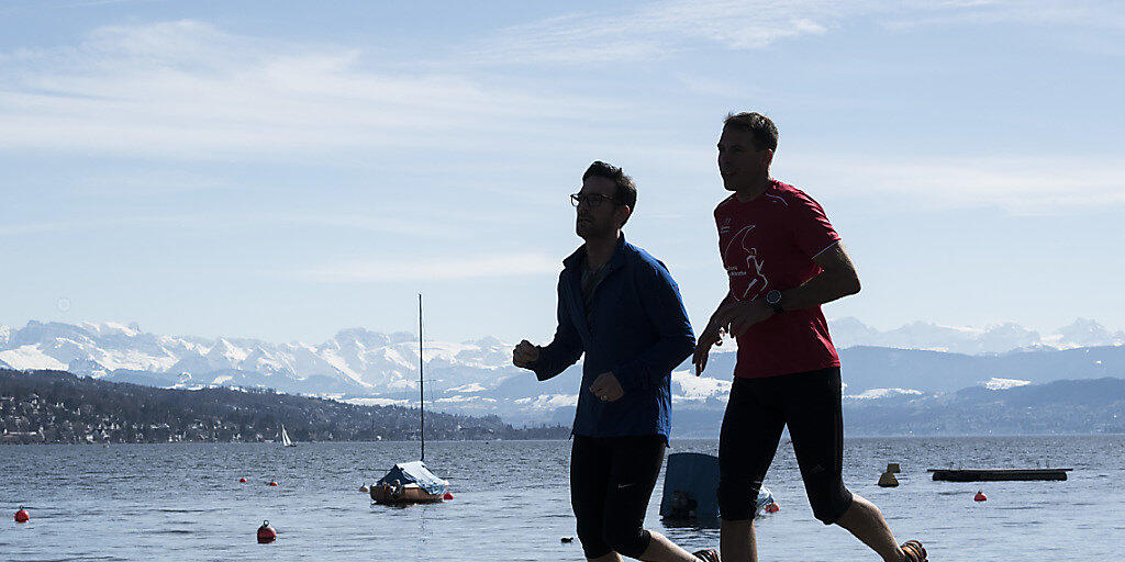 Der Hersteller des trendigen Laufschuhs "On" beh&auml;lt seinen Sitz in Z&uuml;rich, zieht aber in eine neue PSP-Immobilie um. (Symbolbild)