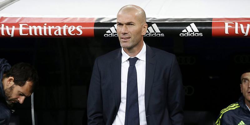 Plant vorerst offenbar nicht mit neuen Spielern: Real Madrids Trainer Zinédine Zidane Plant vorerst offenbar nicht mit neuen Spielern: Real Madrids Trainer Zinédine Zidane