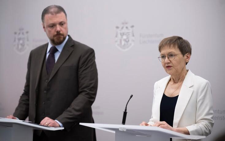 Regierungsrat Emanuel Sch&auml;dler und Regierungschefin Brigitte Haas haben am Sonntagabend &uuml;ber einen Datenangriff informiert.