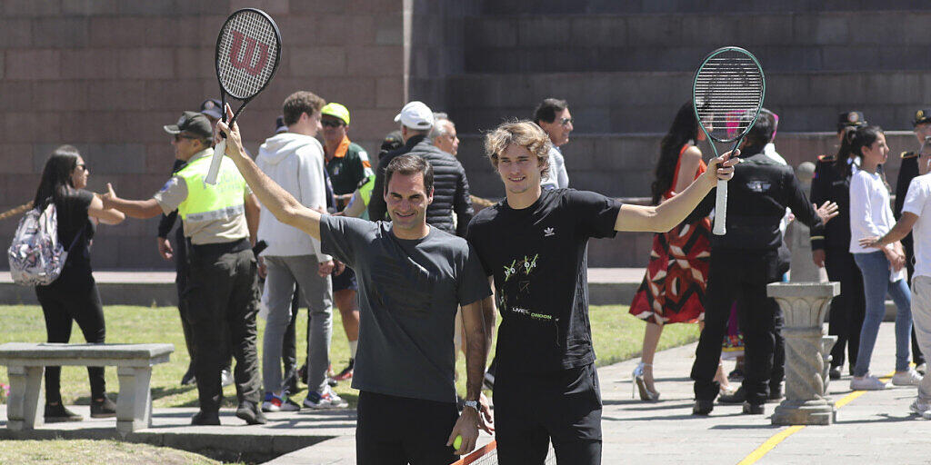 Roger Federer (links) und Alexander Zverev erlebten eine tolle Zeit in Lateinamerika Roger Federer (links) und Alexander Zverev erlebten eine tolle Zeit in Lateinamerika