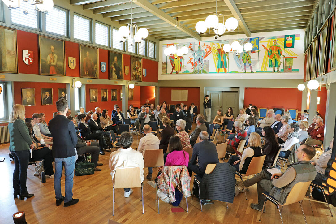 Fishbowl-Diskussion: &laquo;Generationen im Dialog: Wie kann Generationengerechtigkeit gelingen?&raquo;, in Vaduz