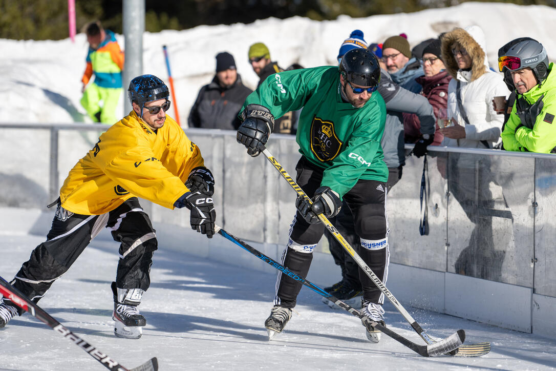 Pond Hockey Turnier in Malbun