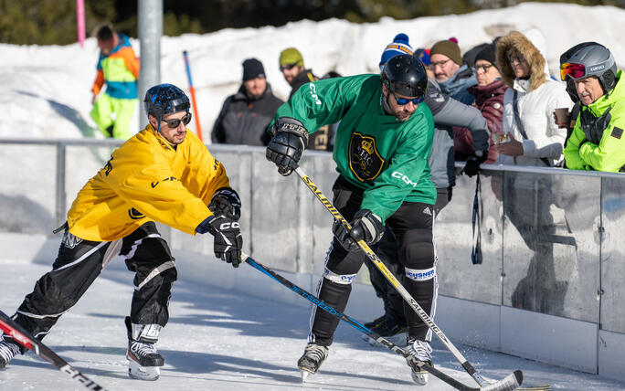 Pond Hockey Turnier in Malbun