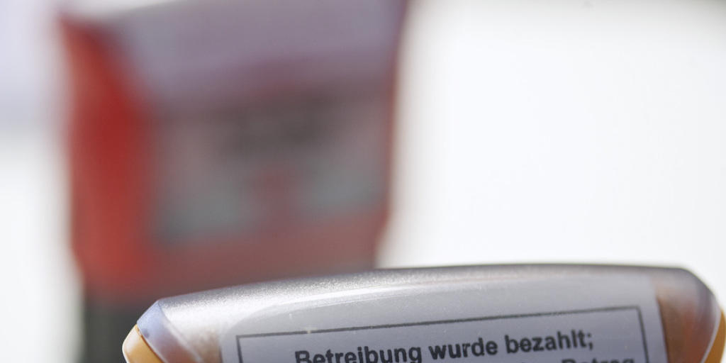 Stempel in einem Betreibungsamt: die Zahl der Firmenpleiten stieg 2016 um 6,7 Prozent im Vergleich zum Vorjahr. (Archiv) Stempel in einem Betreibungsamt: die Zahl der Firmenpleiten stieg 2016 um 6,7 Prozent im Vergleich zum Vorjahr. (Archiv)