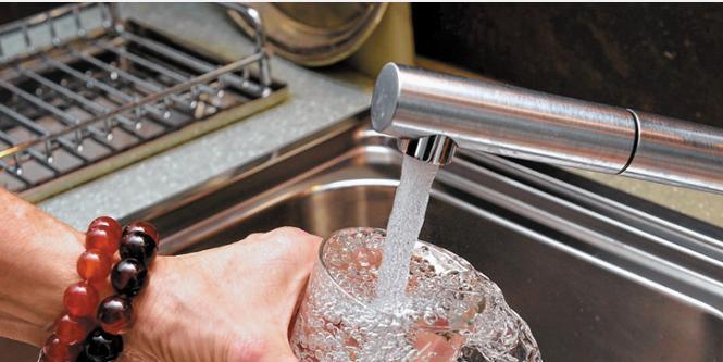 Glas Trinkwasser Glas Trinkwasser