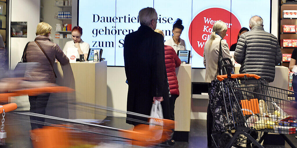 Die Apothekengruppe Zur Rose will gemeinsam mit mehreren Krankenversicherern den Schweizerinnen und Schweizern einen "interaktiven und unkomplizierten Zugang" zum Gesundheitswesen bieten.