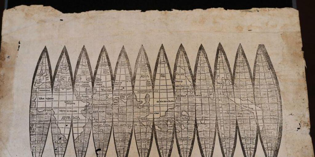 Eine solche Globuskarte, welche die Bayerische Staatsbibliothek 1990 für zwei Millionen D-Mark erworben hat, hat sich jetzt als Fälschung herausgestellt. (Archivbild)